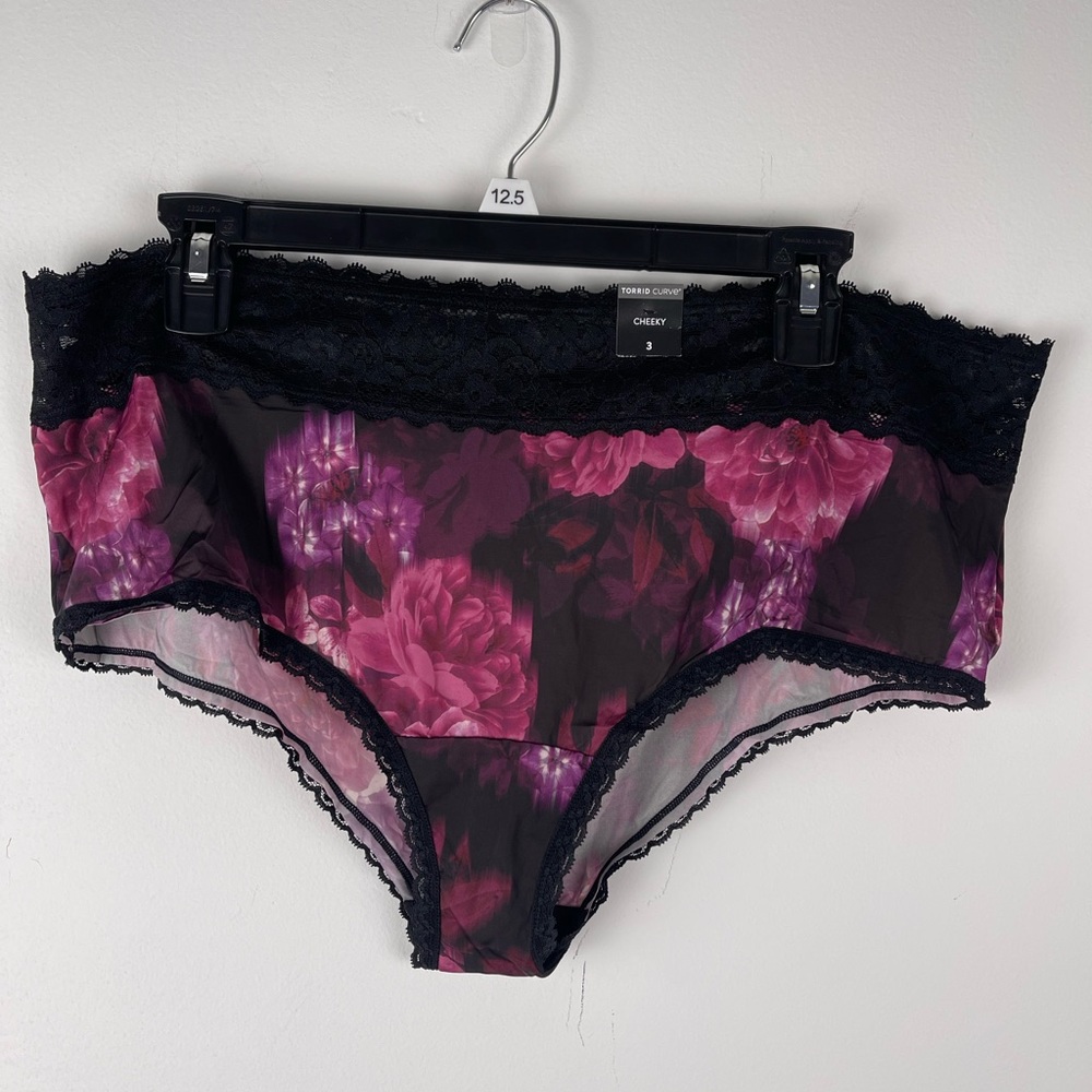 Torrid Second Skin Mid-Rise Curve Cheeky Lace Trim Panty Black Floral NWT